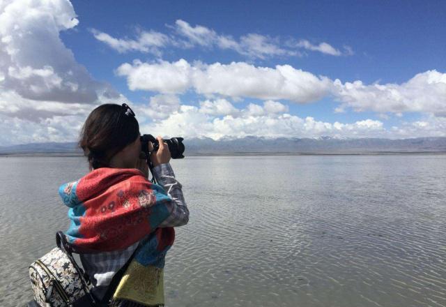 揭秘老人跟團游陷阱，海景房購買需警惕，應對海景房購買陷阱的步驟與策略