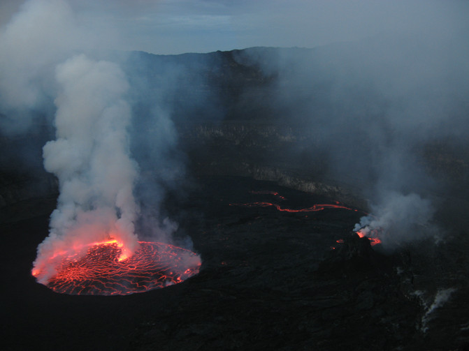 剛果（金）東部火山噴發，力量與勵志之旅的啟示